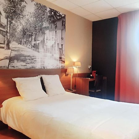 Logis Hotels Et Restaurant La Pause Rn7 La Coucourde Exterior foto